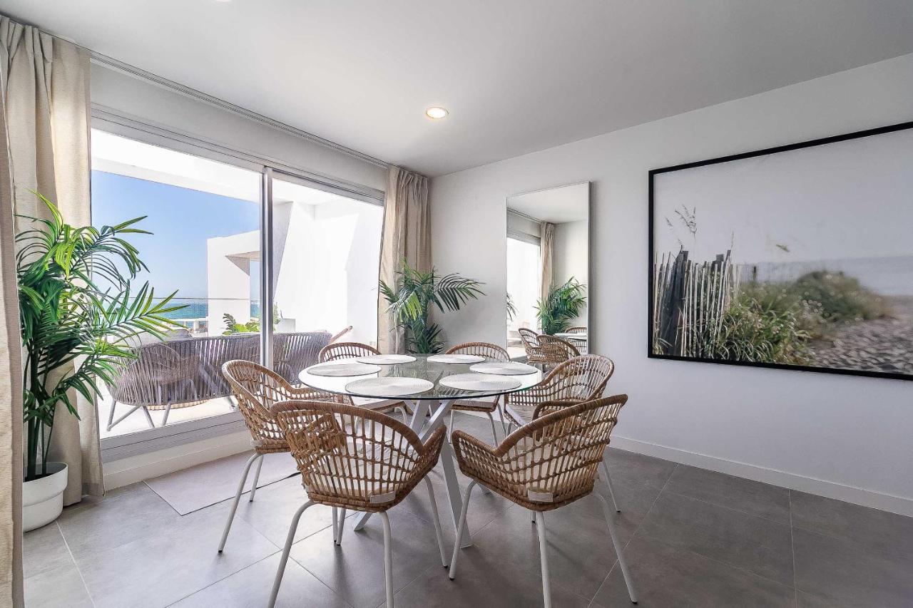 71-beachfront, Brand New Luxury Penthouse Lejlighed