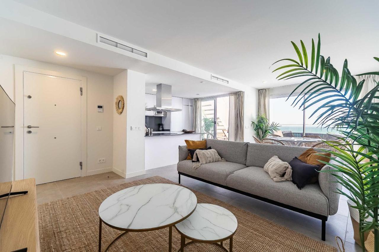 71-beachfront, Brand New Luxury Penthouse Apartamento